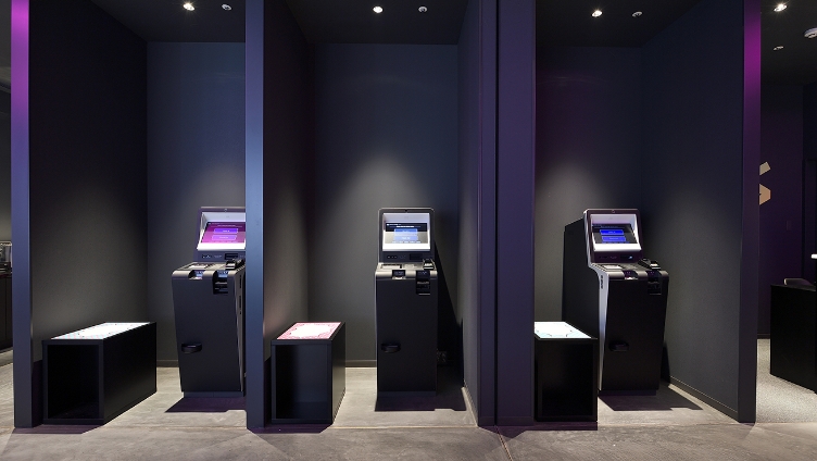 Photo(Automatic Check-in/Check-out Machines)