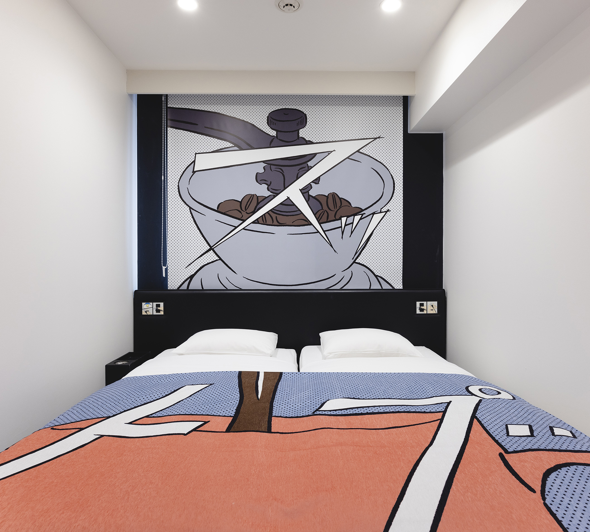 Each room features one of three designs (fried eggs, toast, and coffee) inspired by breakfast. * The photo is an example of the coffee design room.