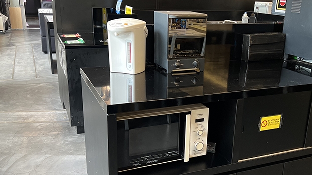 Photo(Toaster and microwave)